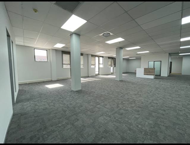 330M² OFFICE TO LET IN RIVONIA